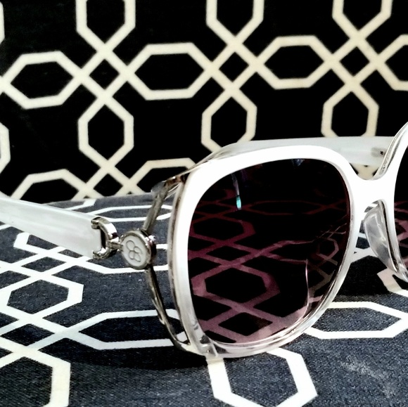 BRAND NEW JESSICA SIMPSON Sunglasses - Picture 4 of 5